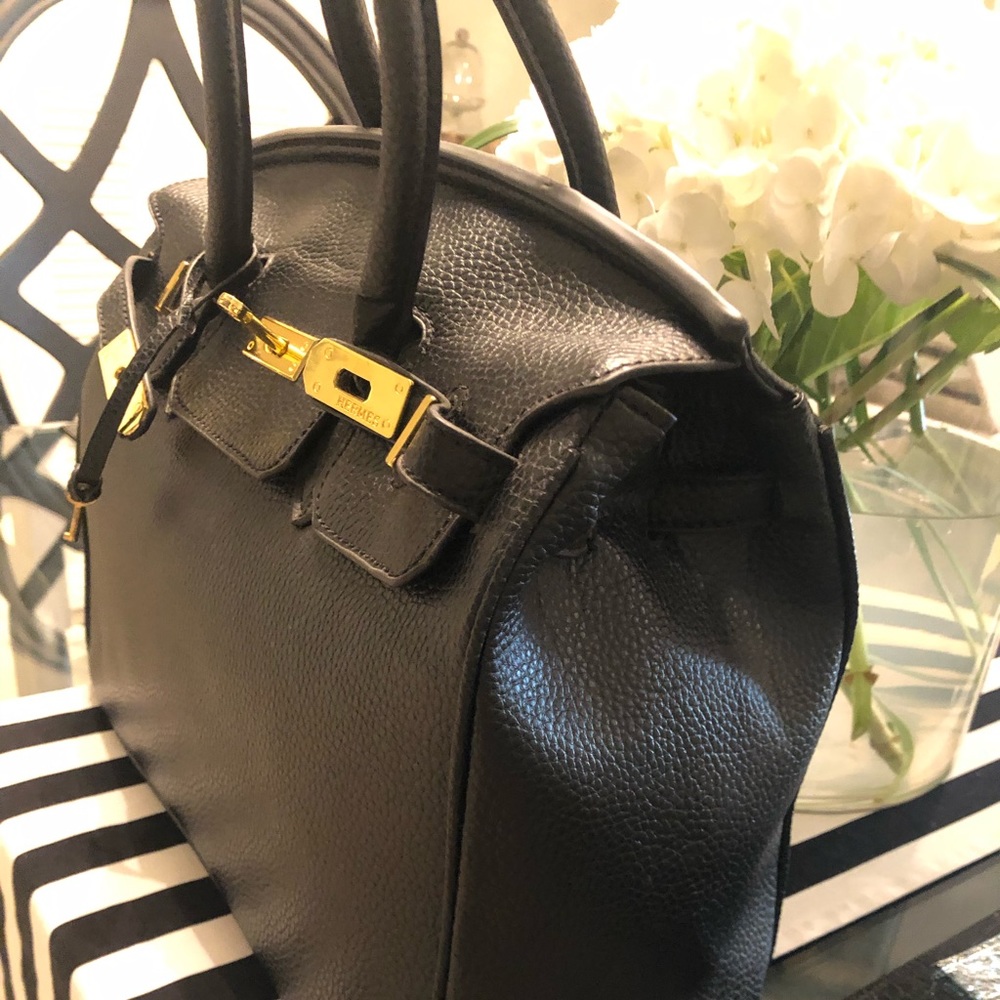 infamous style black tote